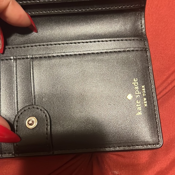 Kate spade wallet Great condition used only twice - Picture 3 of 7
